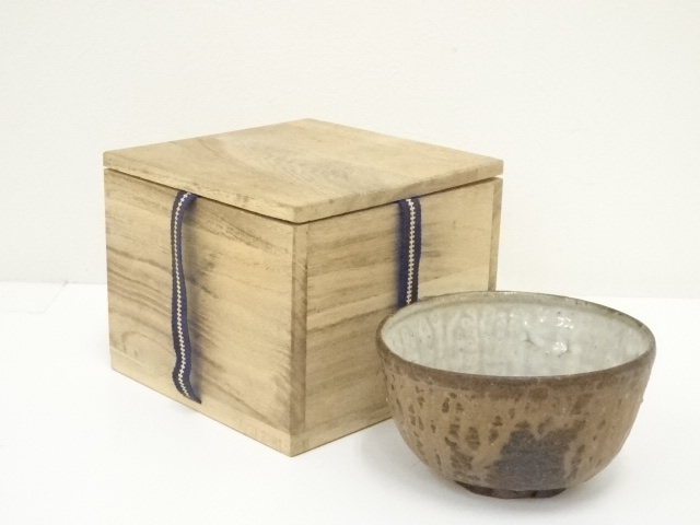 JAPANESE TEA CEREMONY / TEA CHAWAN / IRABO GLAZE / ARTISAN WORK